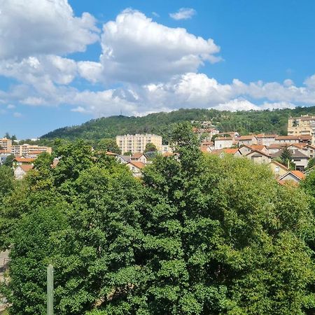 Residence Le Chantilly Vals-pres-le-Puy Екстериор снимка