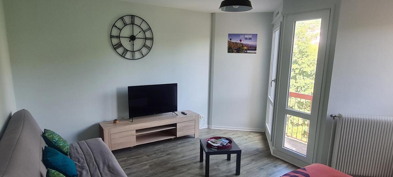 Residence Le Chantilly Vals-pres-le-Puy Екстериор снимка