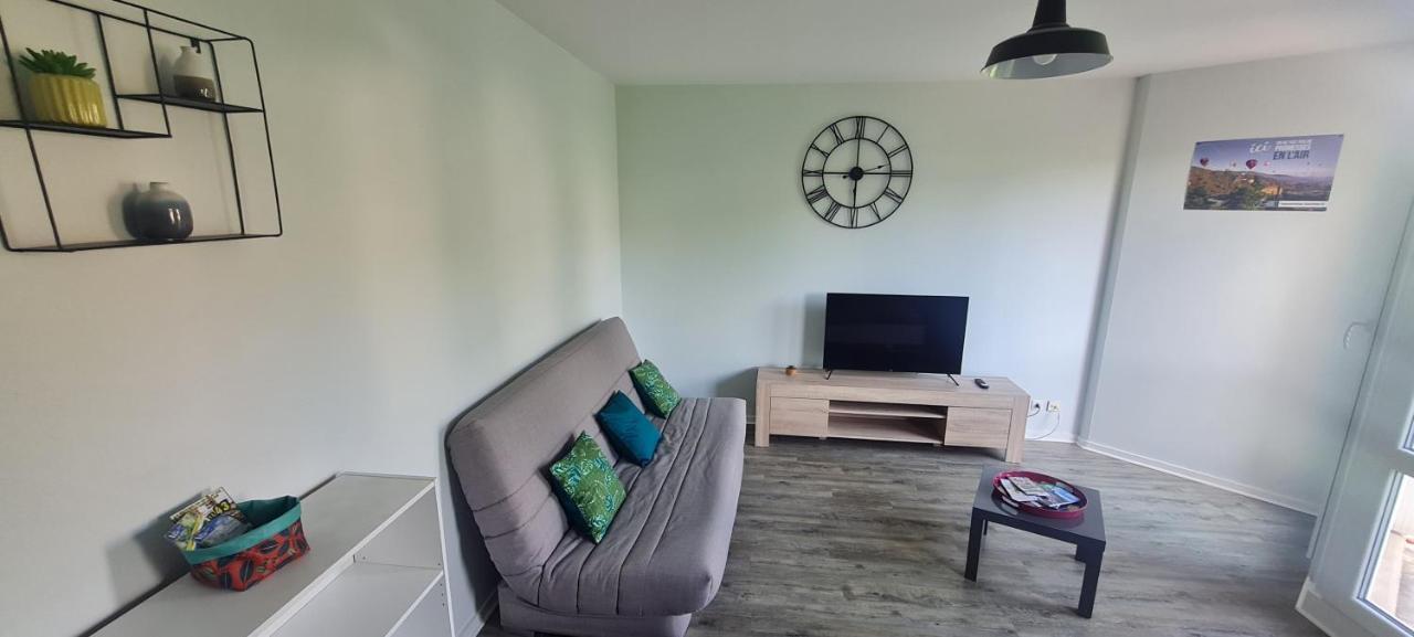 Residence Le Chantilly Vals-pres-le-Puy Екстериор снимка