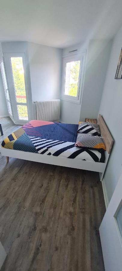 Residence Le Chantilly Vals-pres-le-Puy Екстериор снимка